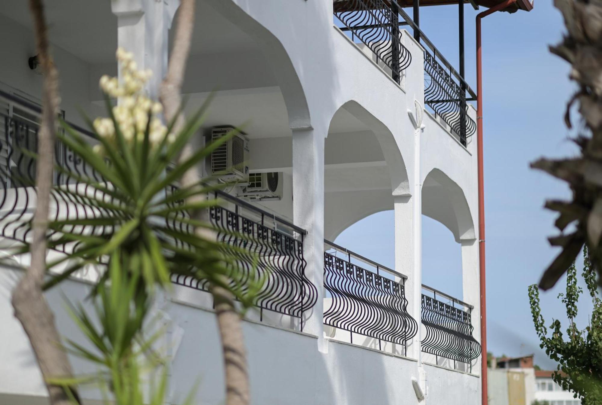 Estia Hotel Fourka Exterior photo