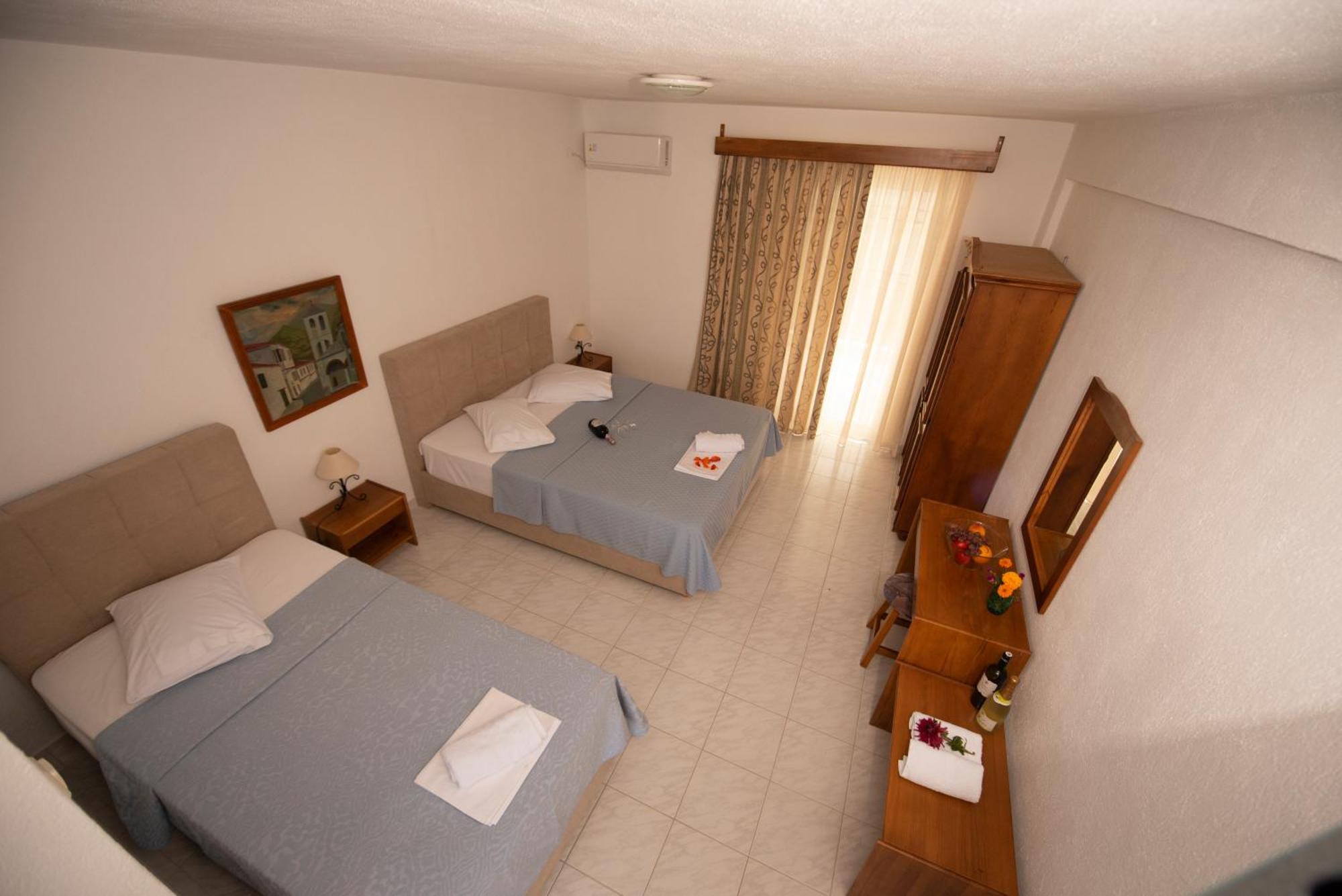 Estia Hotel Fourka Exterior photo